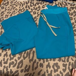 Teal Figs Scrub set- Large